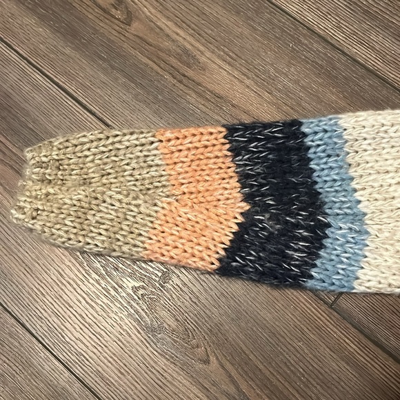 Boutique Military Style Jacket - Picture 5 of 7